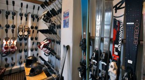 Each skiroom is equipped with ski boots dryer, so in the morning you find them dry and warm.