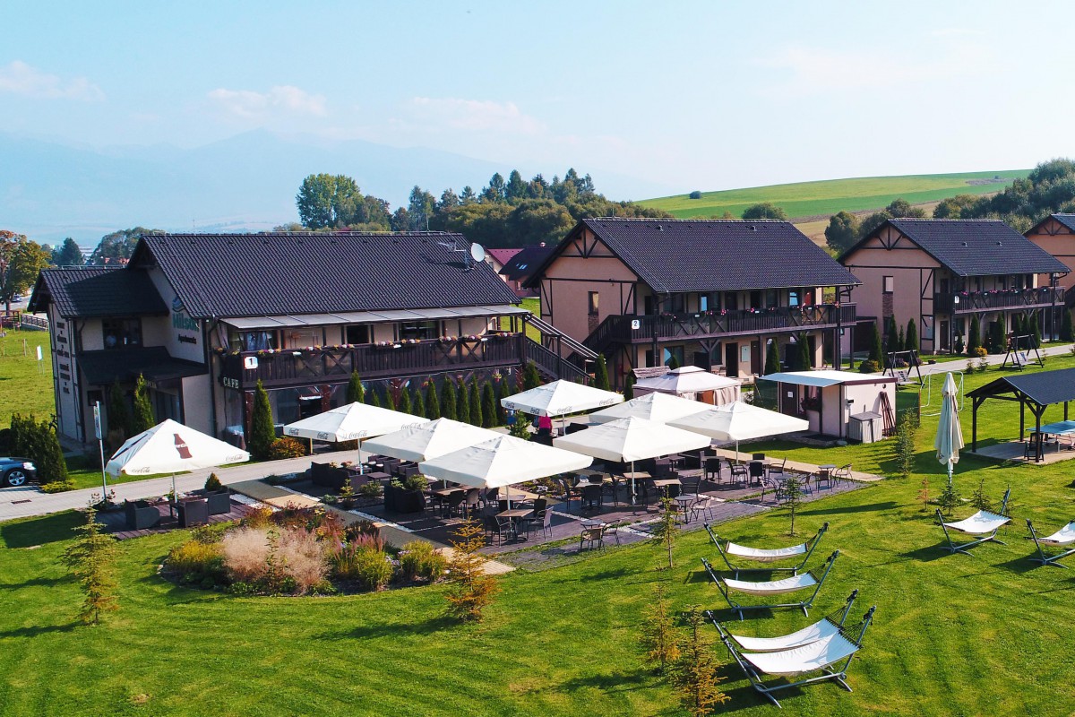 hilson_booking 2020_leto 2.jpg