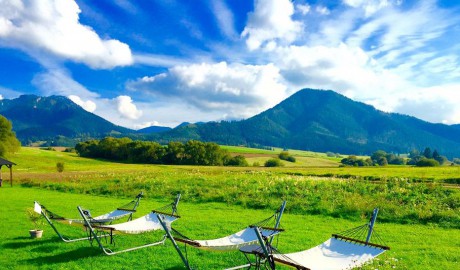 hojdacie sieteň.jpg