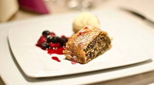 Штрудель как у бабушки и другие вкусные десерты, от которых не откажетесь и сделаете для себя слаще любой день.